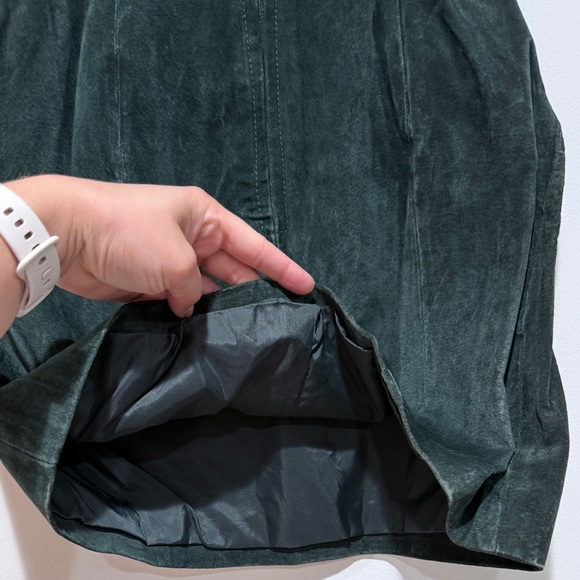 Wilsons Leather Suede Mini Skirt Sz 6 Emerald Green Fall Staple Classic Y2K 90s - Picture 8 of 12